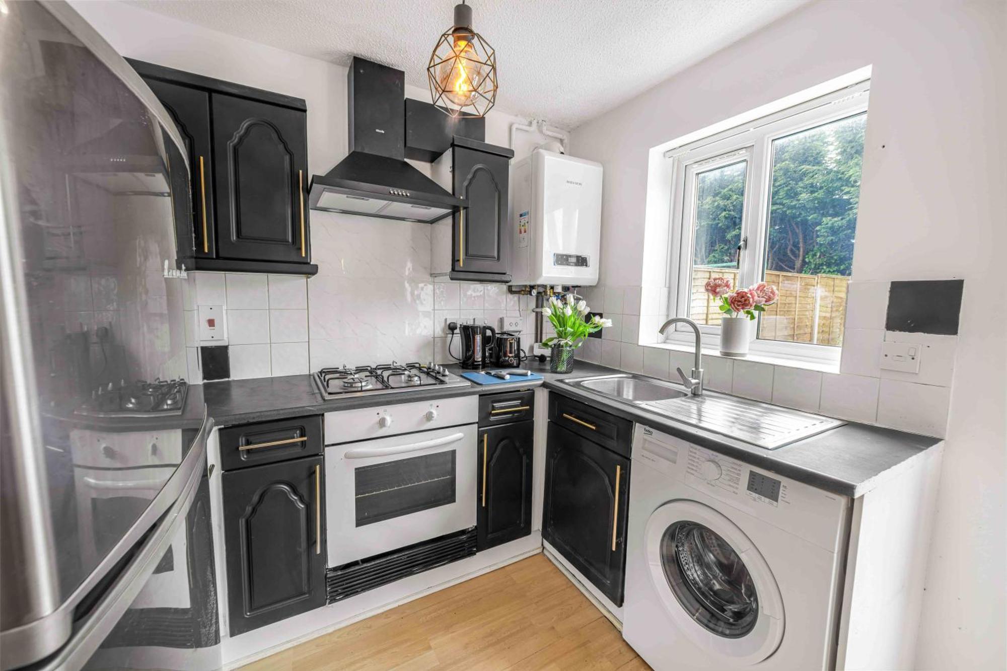 Centre House, Perfect For Long Stays! Parking, Wifi, Outdoor Space Casa vacanze *